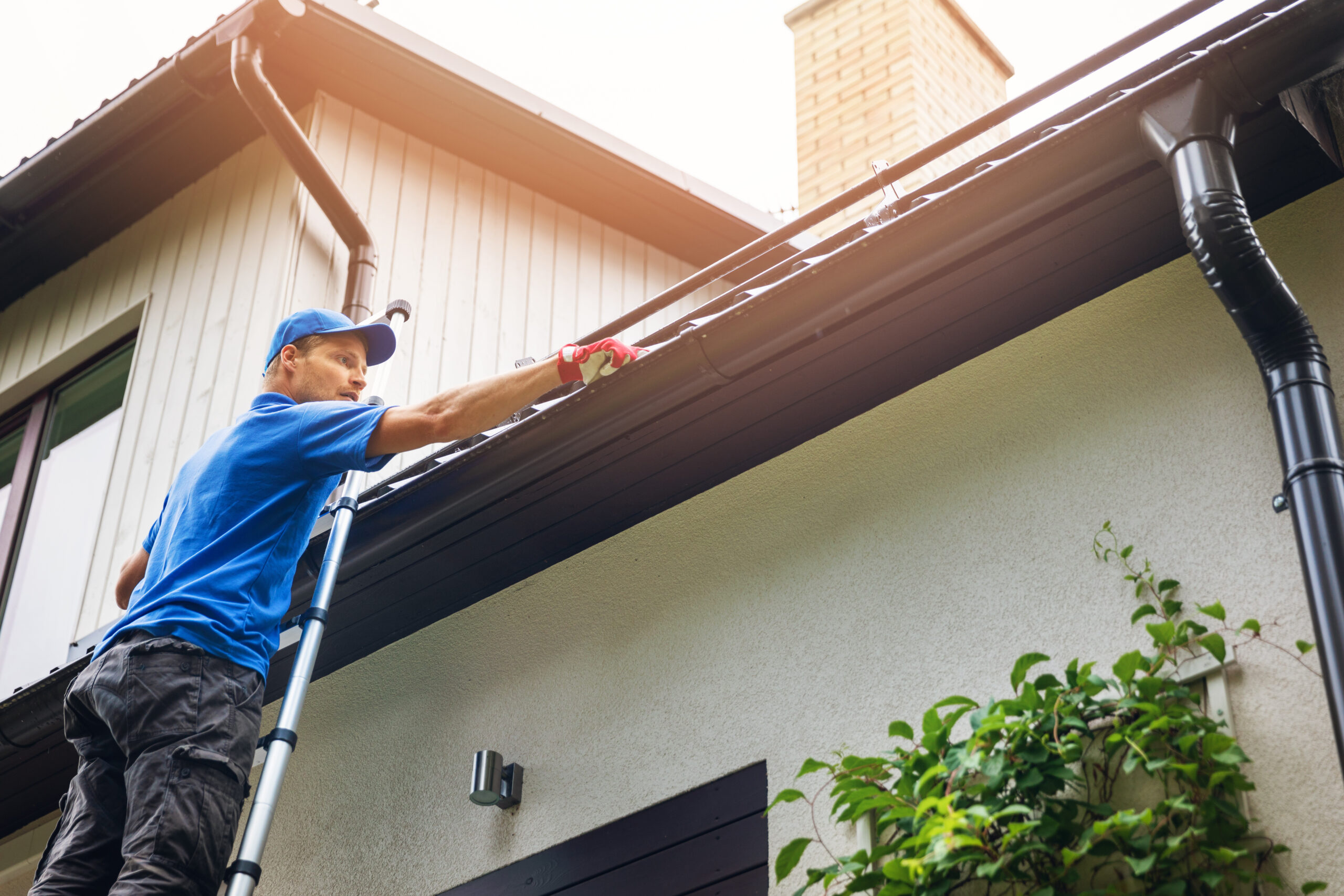 Top Gutter Cleaning Tools Every Homeowner Should Own